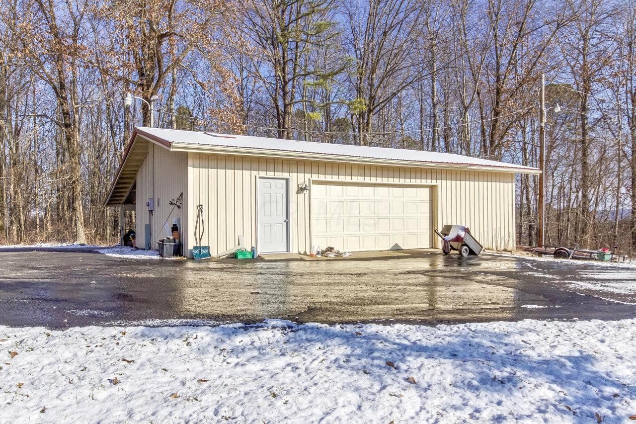 8887 Snortin Ridge Road Southwest Lancaster, OH 43130 - Photo 4 of 24