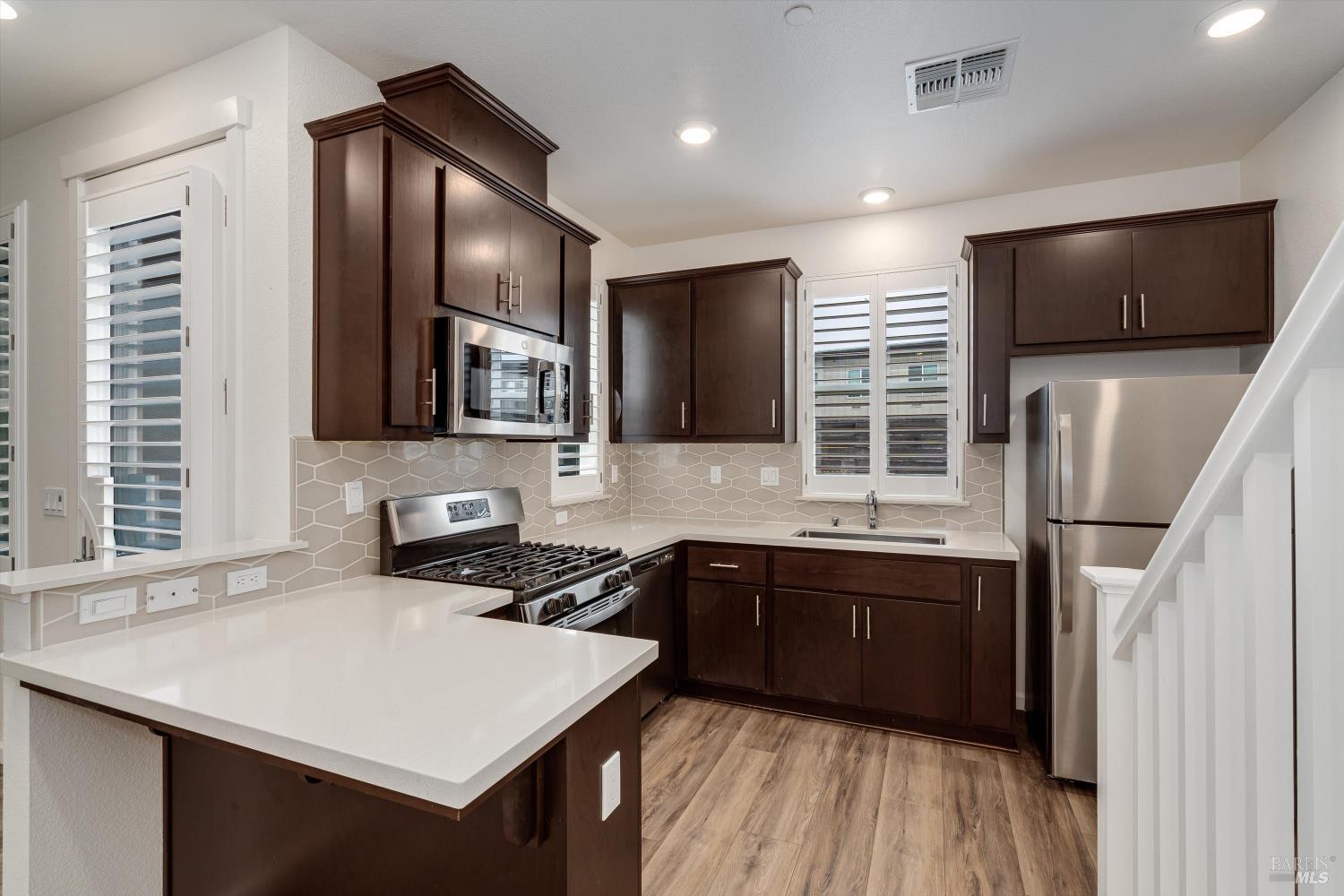 10 Birch Haven Way Santa Rosa, CA 95407 - Photo 12 of 40