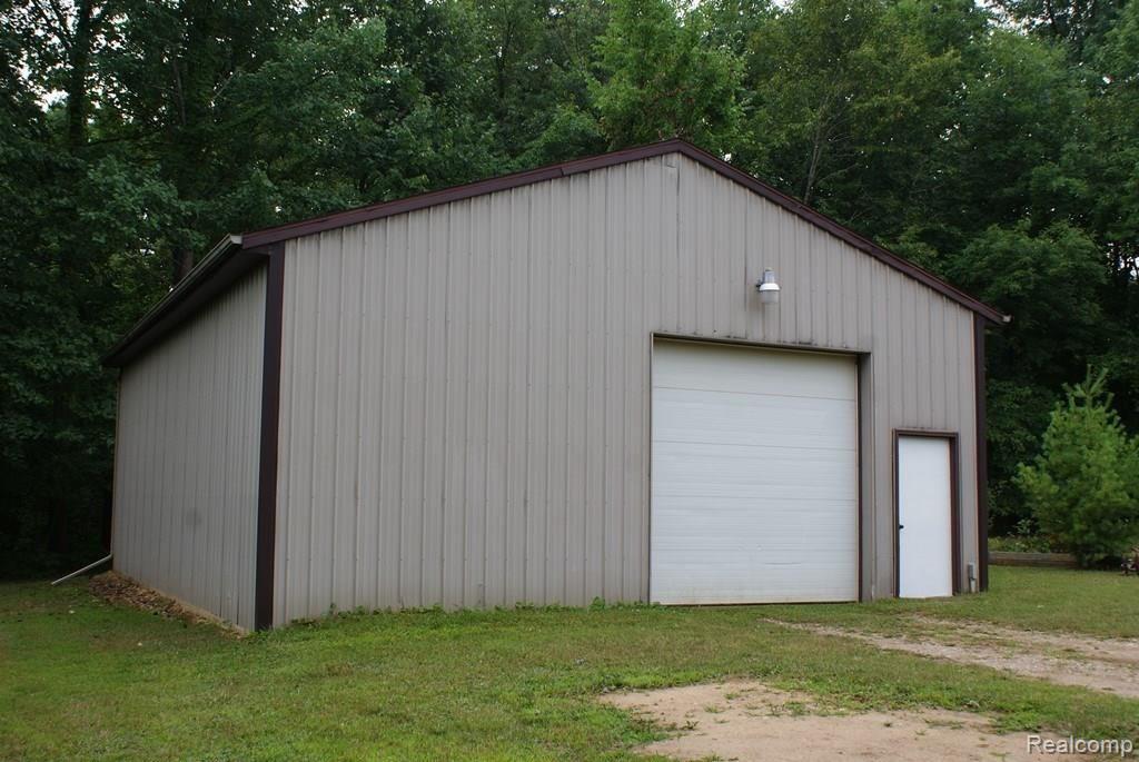 3569 Davenport Road Metamora, MI 48455 - Photo 11 of 67 DSC06200.jpg