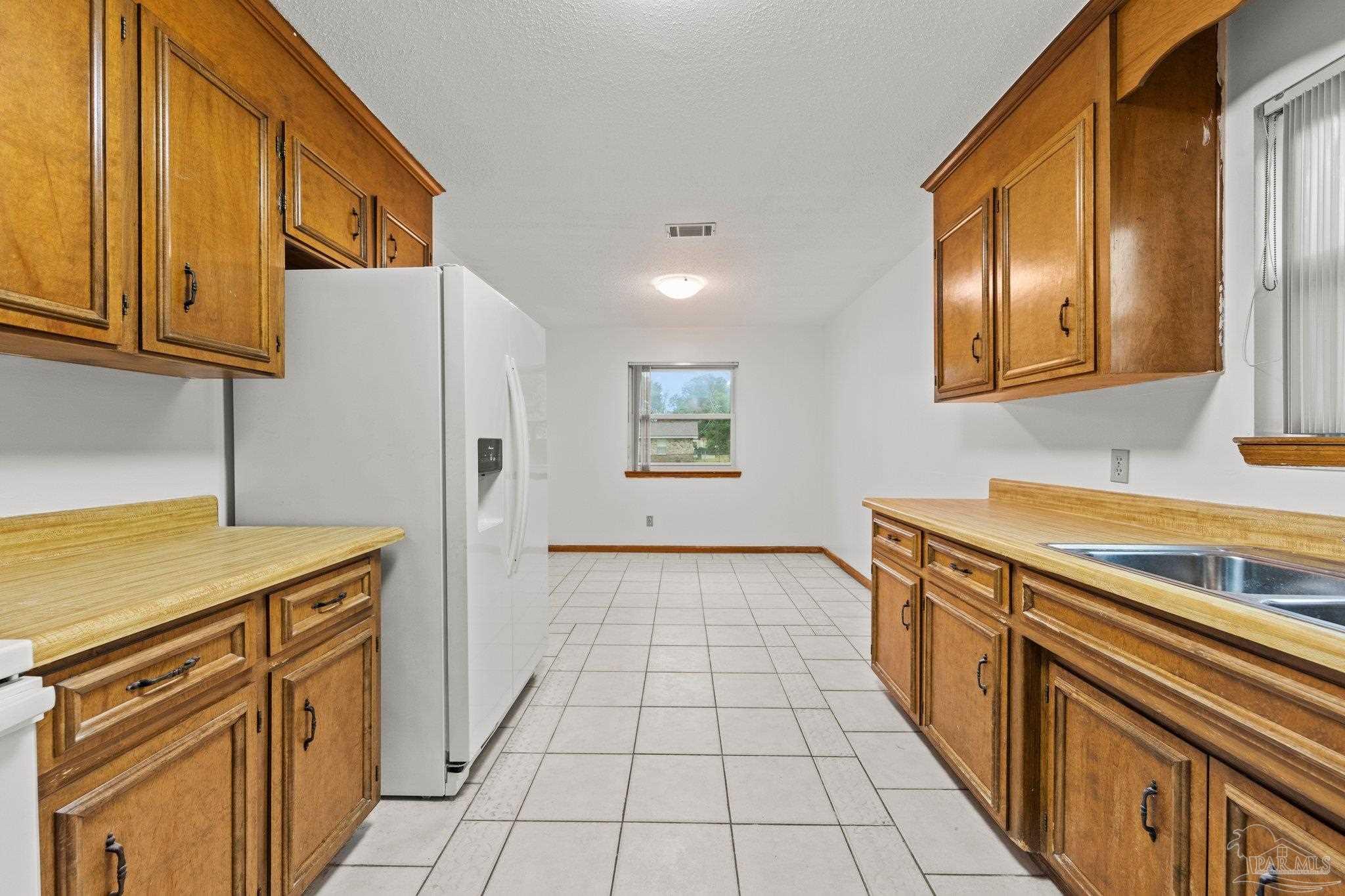 761 Valley Ridge Way Pensacola, FL 32514 - Photo 9 of 32 Gallery Image 9