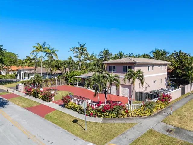 $1,599,000 | 3135 Southwest 80th Avenue, Miami, FL 33155