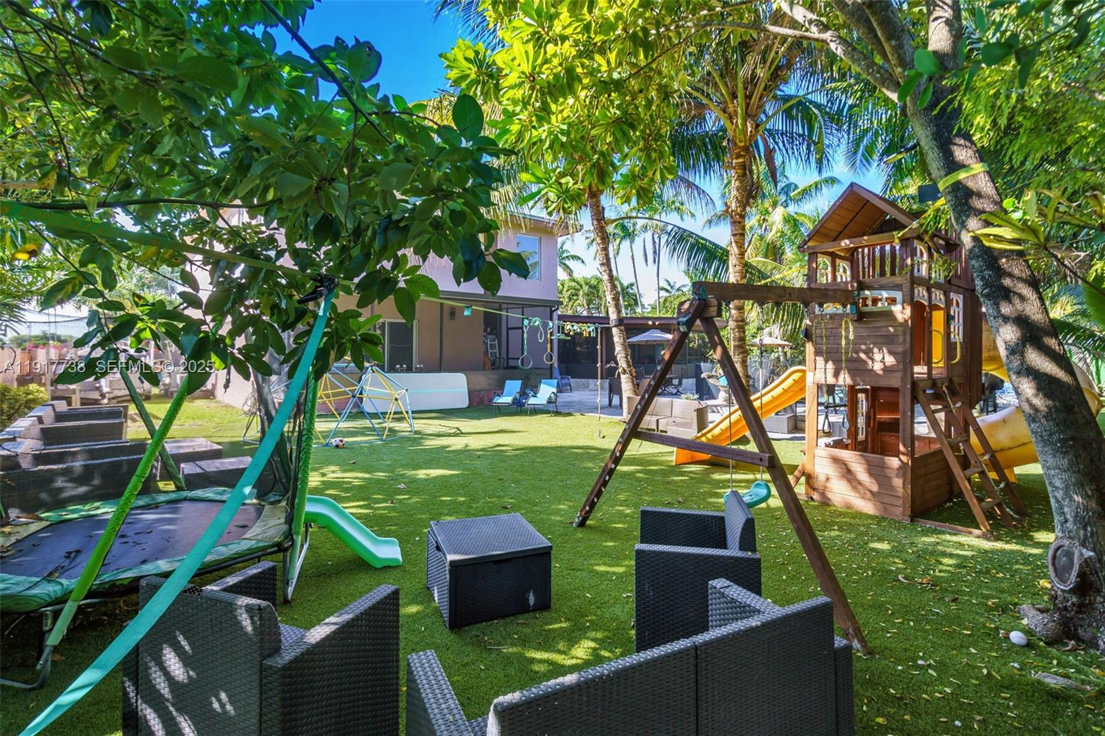 3135 Southwest 80th Avenue Miami, FL 33155 - Photo 49 of 65