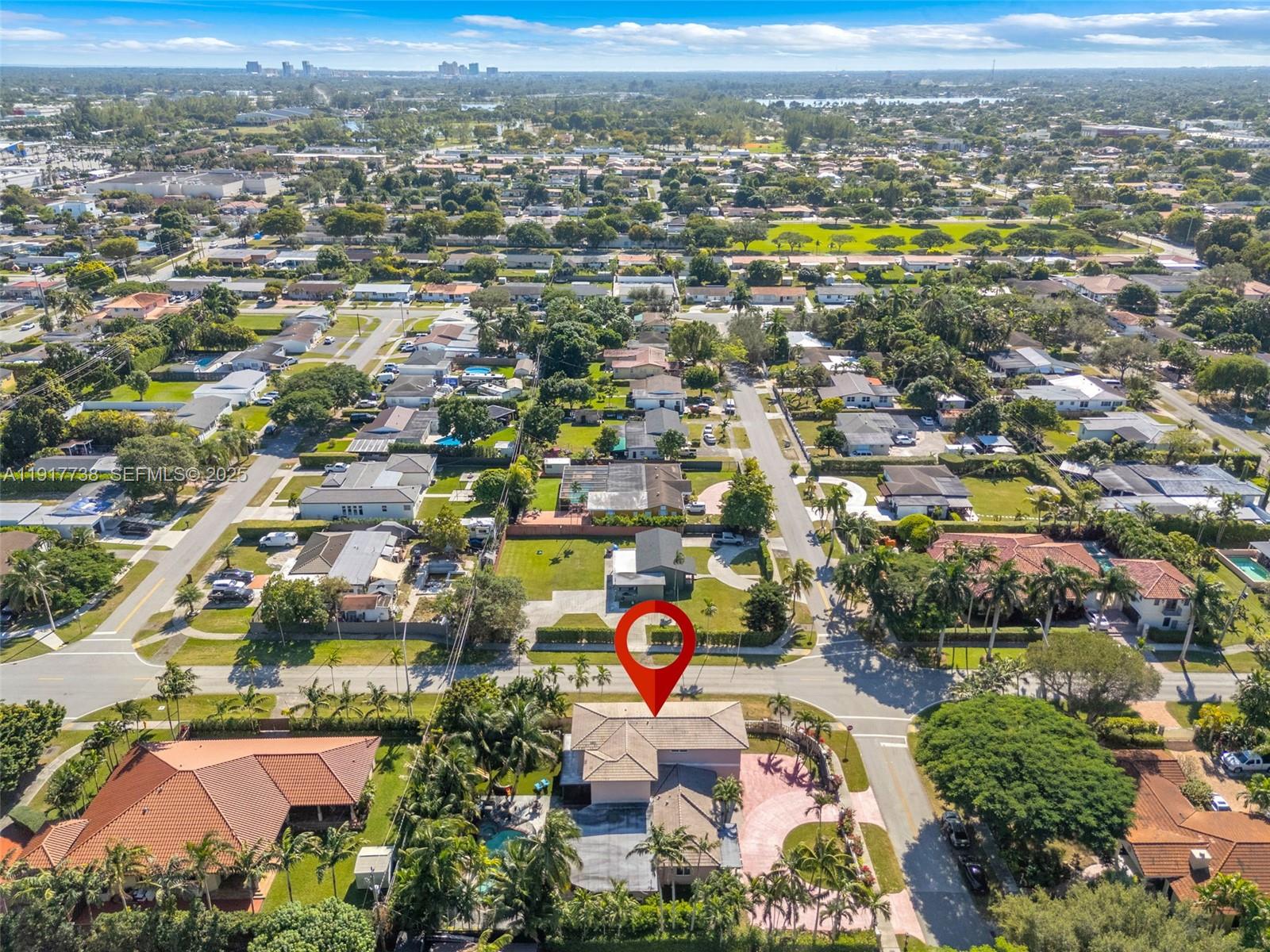 3135 Southwest 80th Avenue Miami, FL 33155 - Photo 62 of 65 an aerial view of residential houses with outdoor space and ocean view