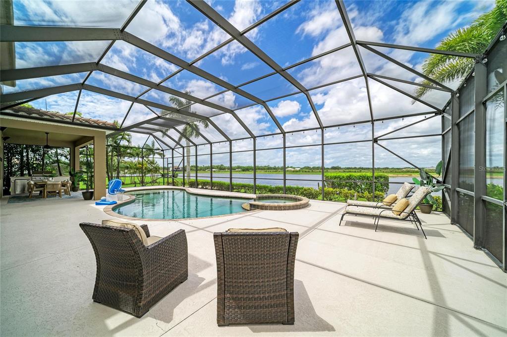 8438 Webber Road Sarasota, FL 34240 - Photo 11 of 68 Gallery Image 11
