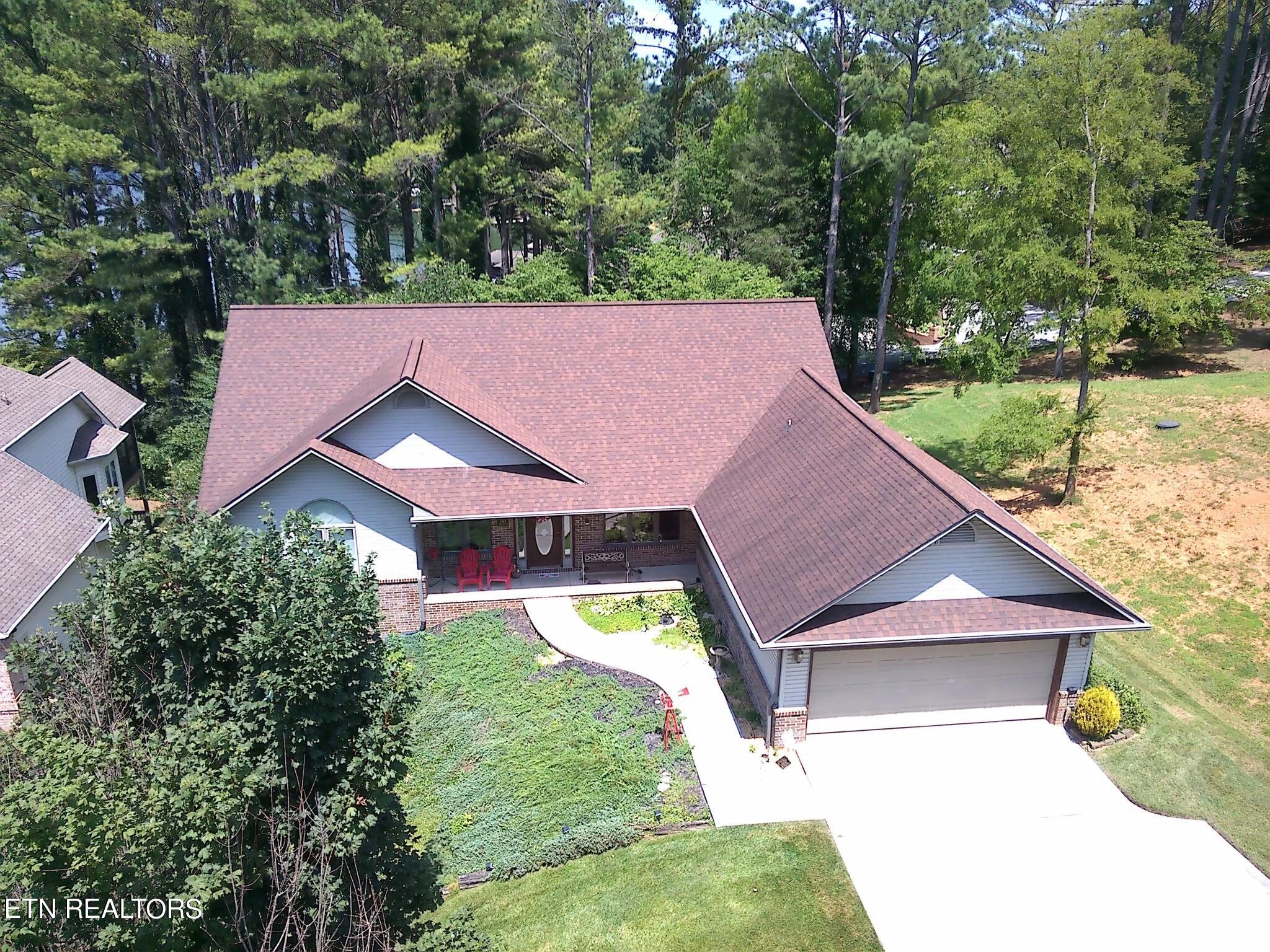 303 Inagehi Lane Loudon, TN 37774 - Photo 2 of 53 IMG_6233