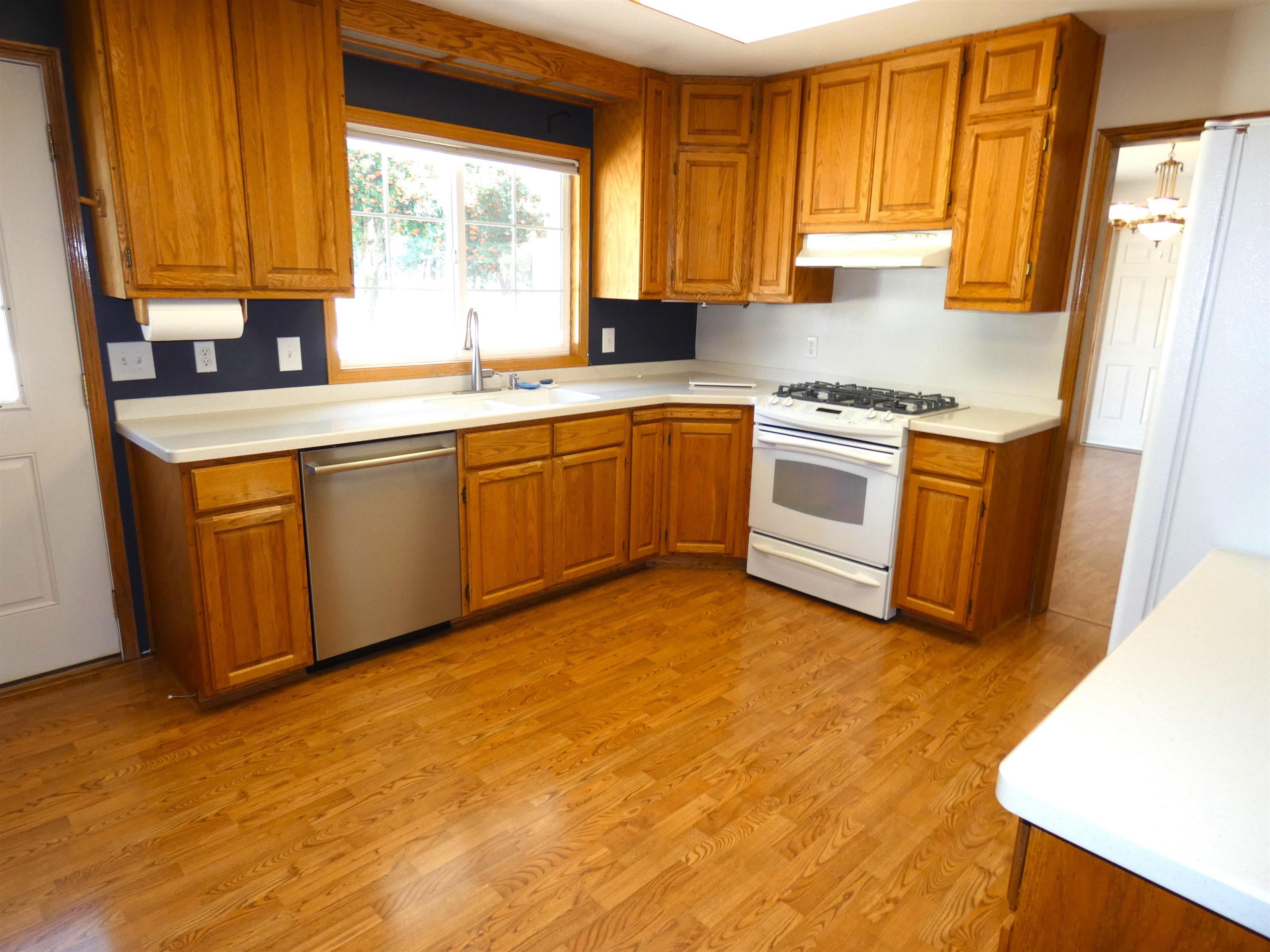 1418 6th Street Cheney, WA 99004 - Photo 7 of 41 Gallery Image 7