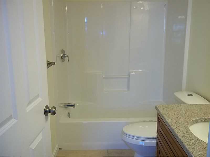 95 Benjamin Street Pawtucket, RI 02861 - Photo 17 of 22 Bathroom.