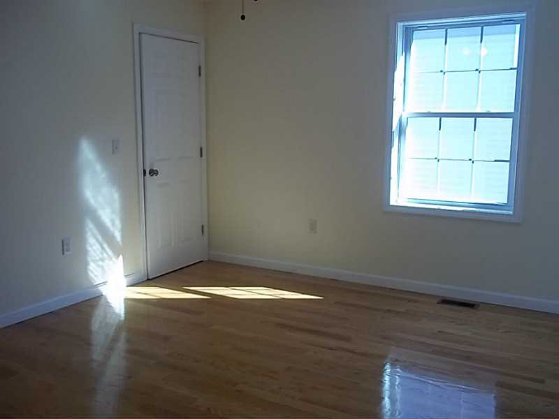 95 Benjamin Street Pawtucket, RI 02861 - Photo 18 of 22 Living Room.