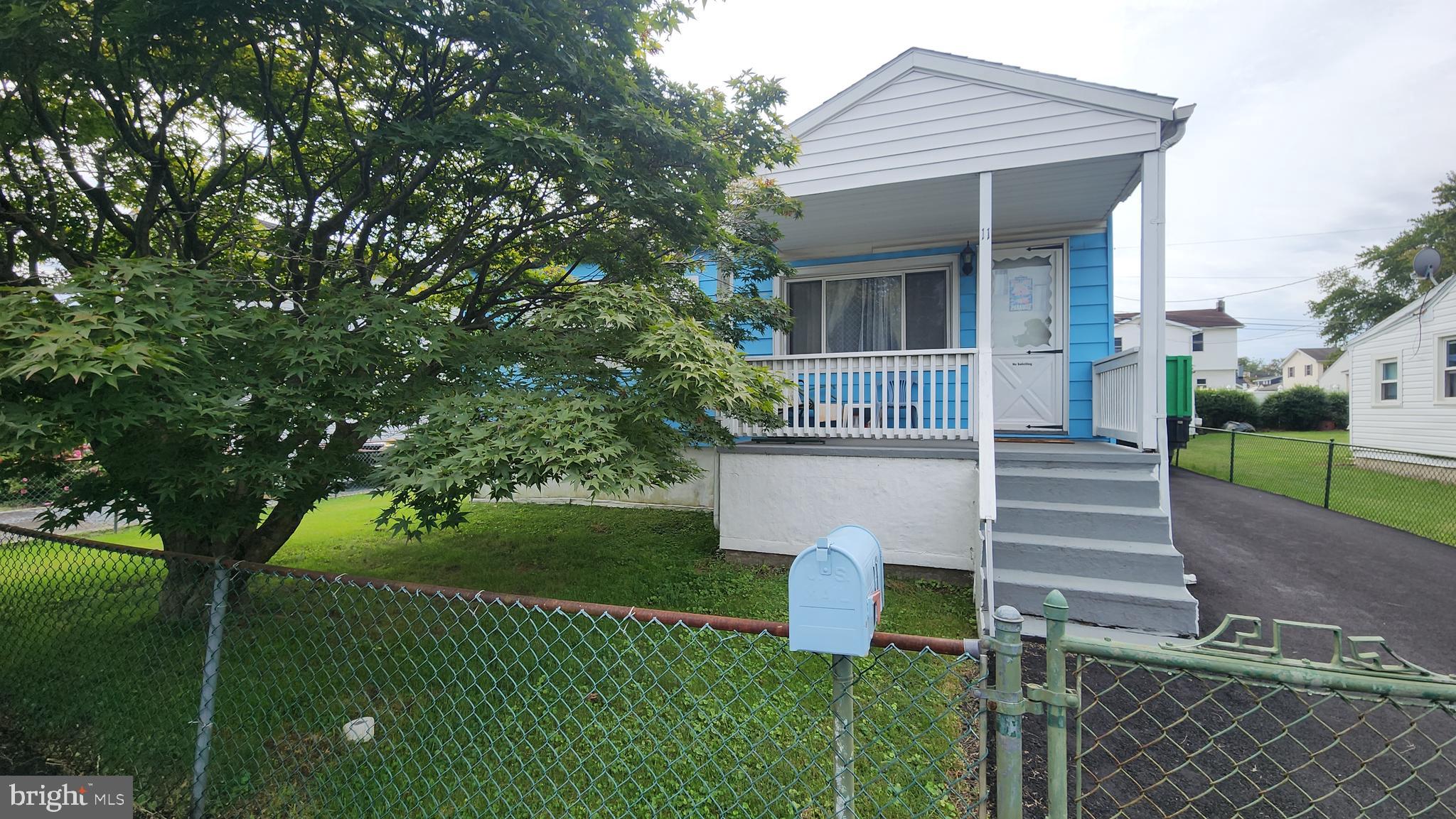 11 Honeycomb Road Baltimore, MD 21220 - Photo 2 of 12 Gallery Image 2
