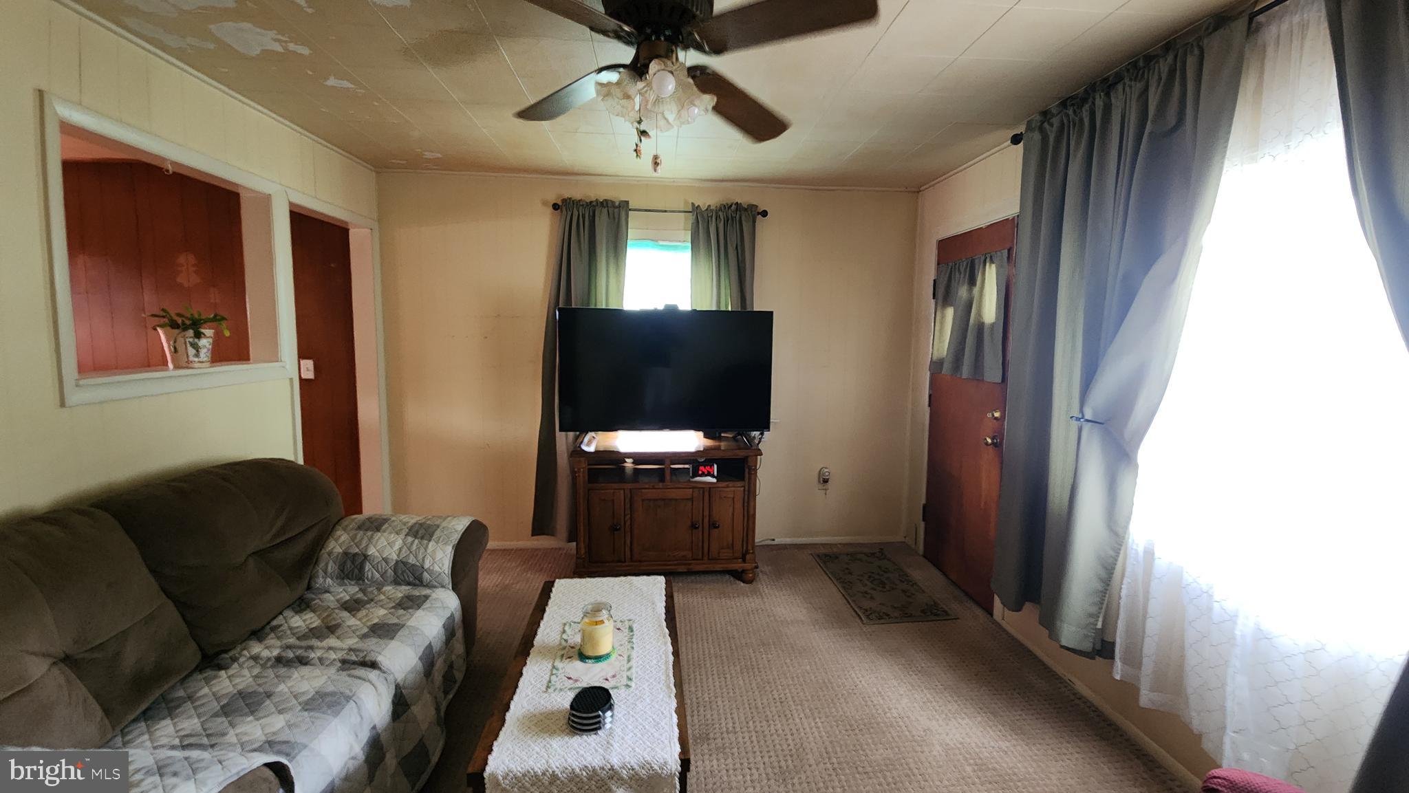 11 Honeycomb Road Baltimore, MD 21220 - Photo 4 of 12 Gallery Image 4