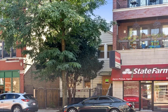 $525,000 | 1921 West Chicago Avenue, Chicago, IL 60622