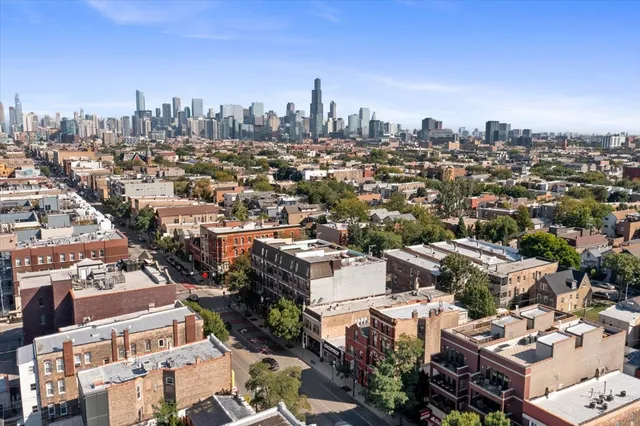 $525,000 | 1921 West Chicago Avenue, Chicago, IL 60622
