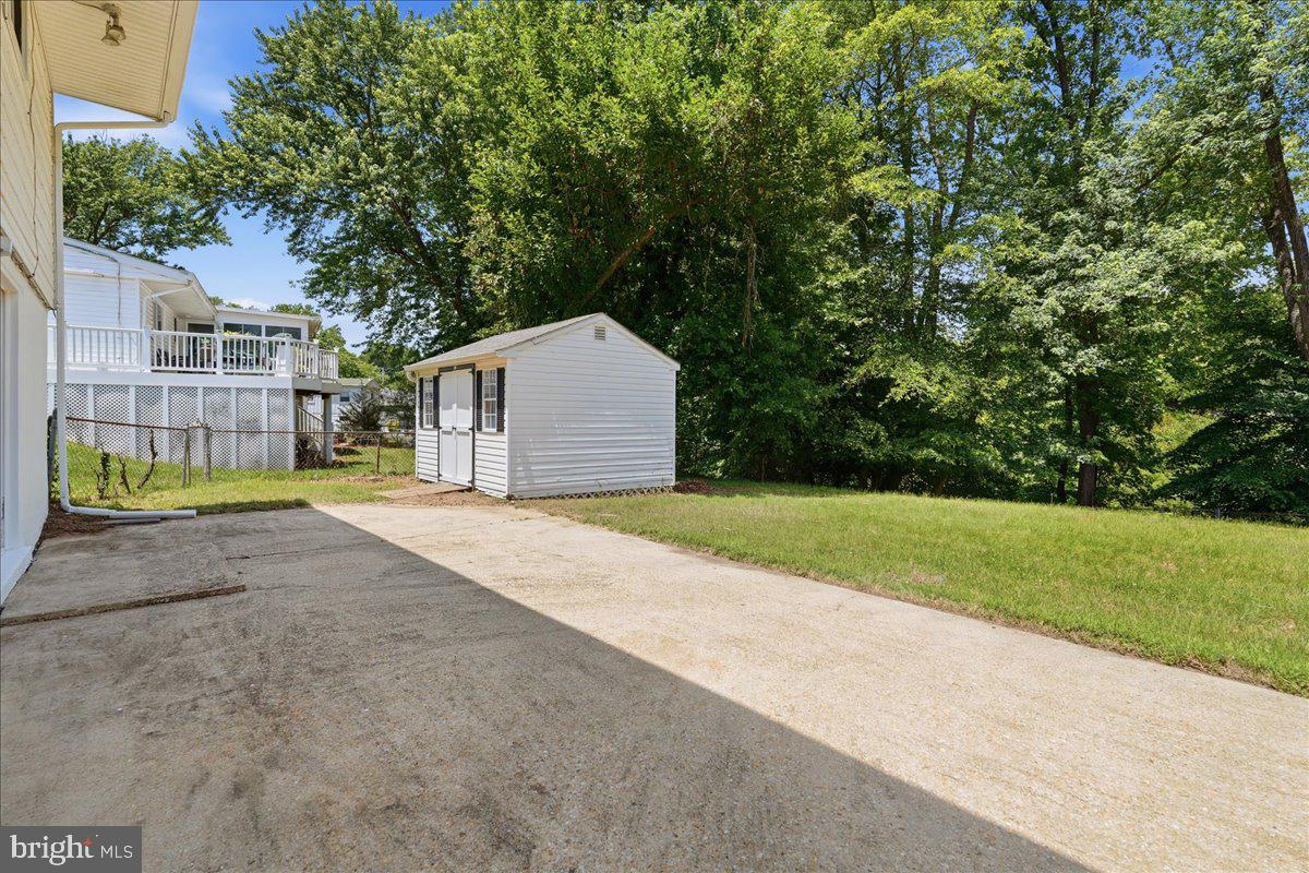 3012 Lumar Drive Fort Washington, MD 20744 - Photo 28 of 30 Back Patio