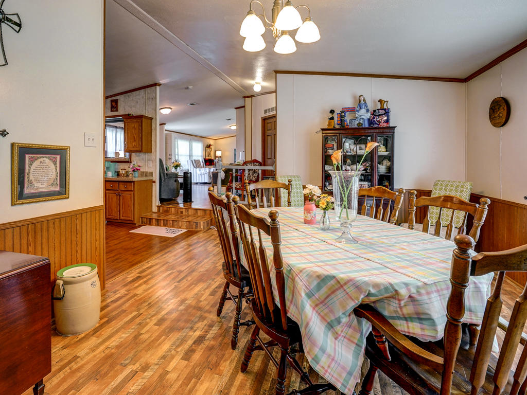 121 Isley Road Blountville, TN 37617 - Photo 20 of 32 121 Isley Rd Blountville MLS-28