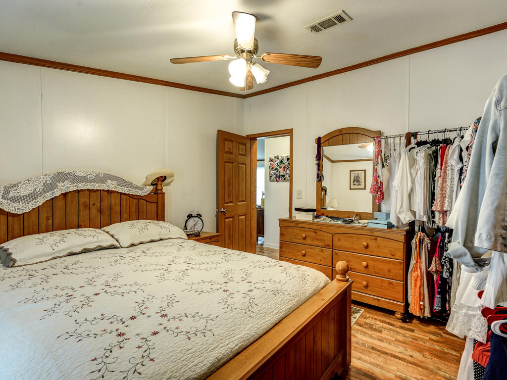 121 Isley Road Blountville, TN 37617 - Photo 31 of 32 121 Isley Rd Blountville MLS-17