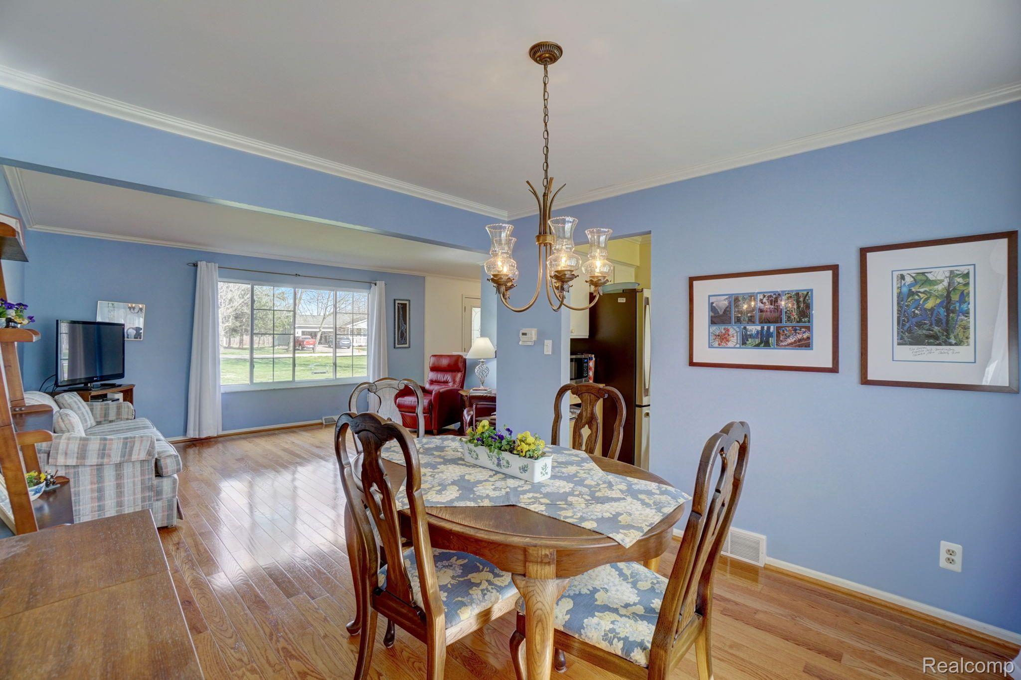 4530 Rohr Road Clarkston, MI 48348 - Photo 13 of 48 Dining room