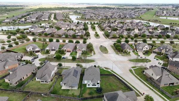 $309,900 | 5203 Splendid Circle, Katy, TX 77493