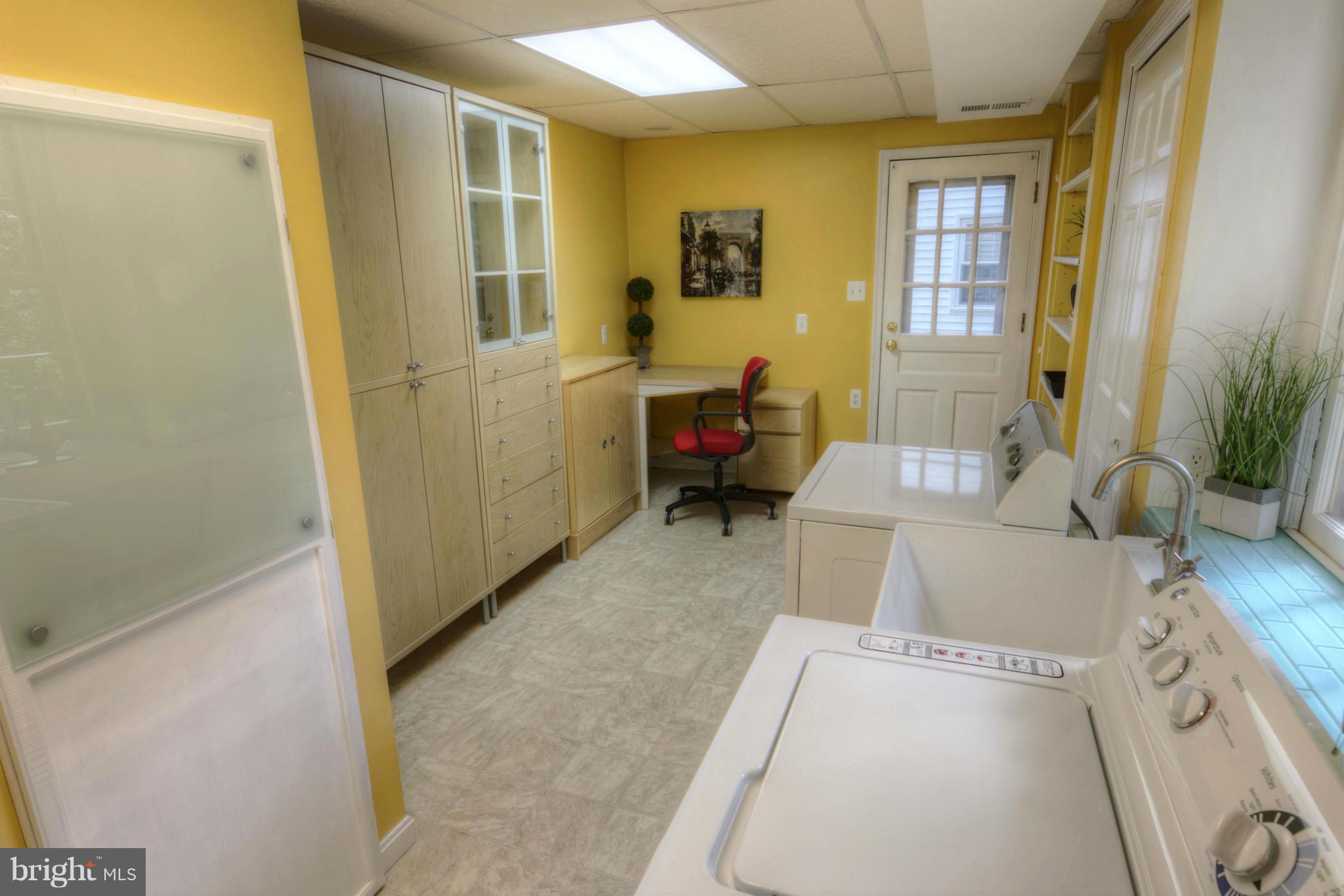 7922 St George Court Springfield, VA 22153 - Photo 16 of 30 Interior (General)
