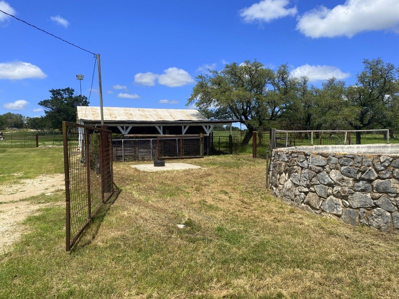 637 Ranch To Market 479 Mountain Home, TX 78058 - Photo 11 of 38