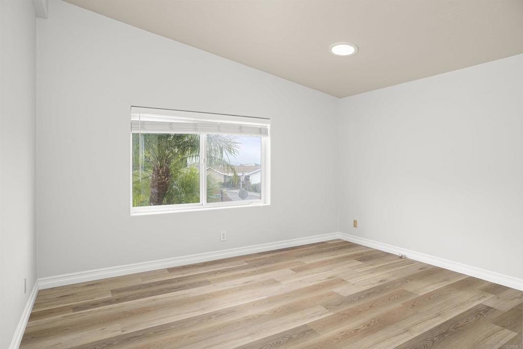 909 Richland Road, Unit 84 San Marcos, CA 92069 - Photo 31 of 35 an empty room with a window