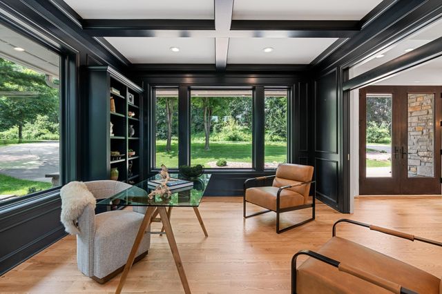 $2,750,000 | 9 Red Forest Way, North Oaks, MN 55127