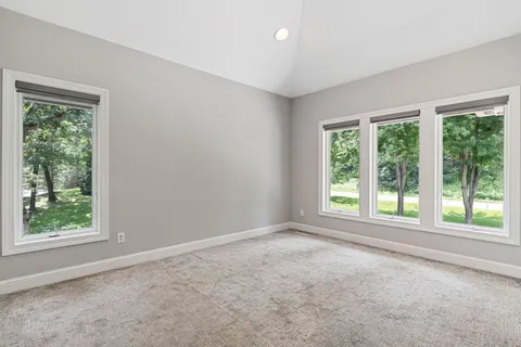 $2,750,000 | 9 Red Forest Way, North Oaks, MN 55127