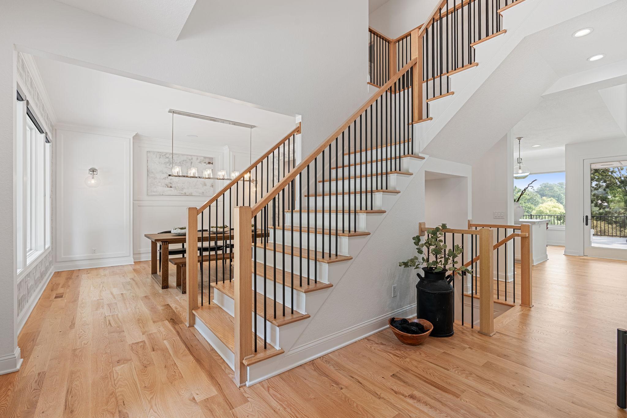 9 Red Forest Way North Oaks, MN 55127 - Photo 5 of 93