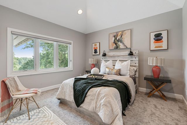 $2,750,000 | 9 Red Forest Way, North Oaks, MN 55127