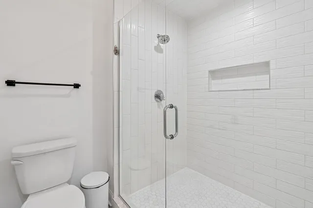 $2,750,000 | 9 Red Forest Way, North Oaks, MN 55127