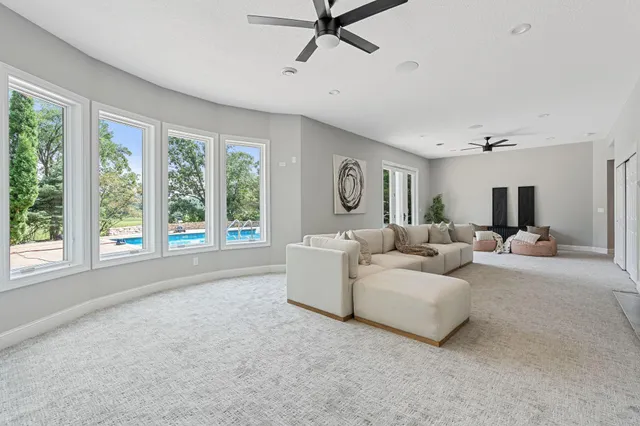 $2,750,000 | 9 Red Forest Way, North Oaks, MN 55127