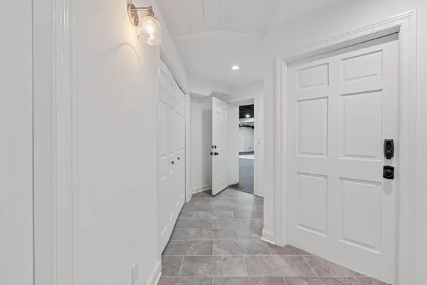 $2,750,000 | 9 Red Forest Way, North Oaks, MN 55127