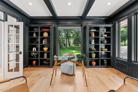 $2,750,000 | 9 Red Forest Way, North Oaks, MN 55127