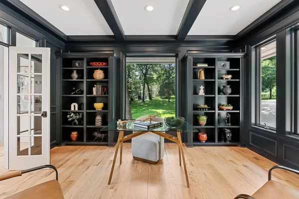 $2,750,000 | 9 Red Forest Way, North Oaks, MN 55127