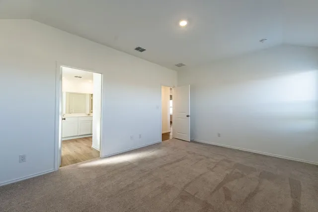 $1,950 | 319 Alamito Avenue, Kyle, TX 78640