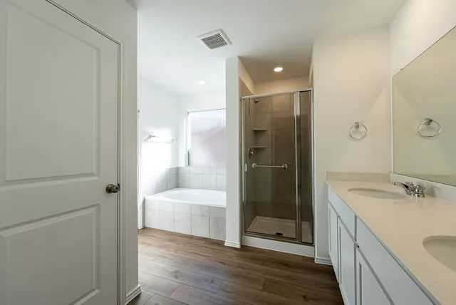 $1,950 | 319 Alamito Avenue, Kyle, TX 78640