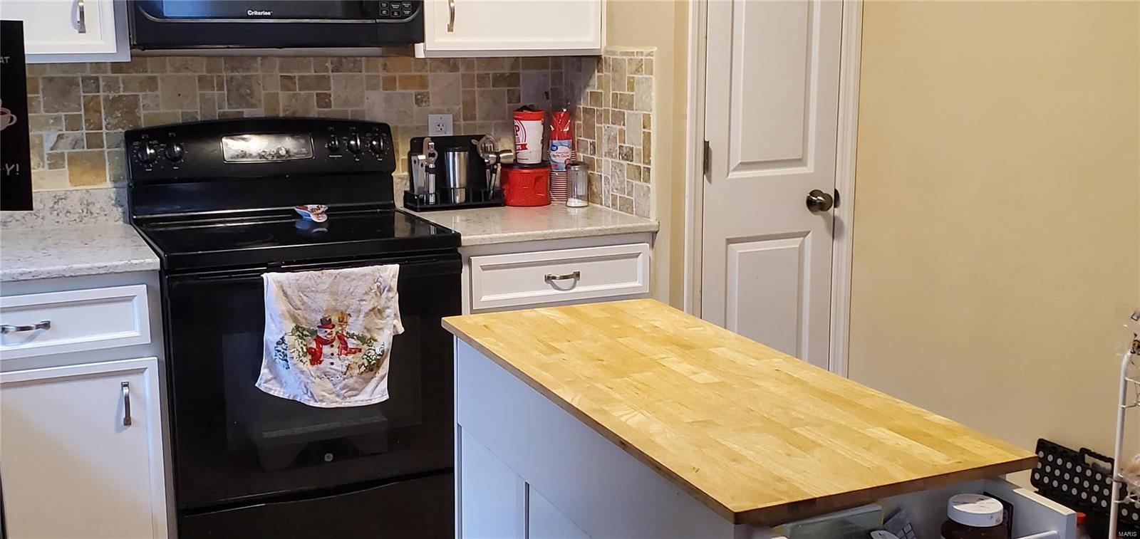345 Bunker Hill Road Belleville, IL 62221 - Photo 9 of 21 Gallery Image 9