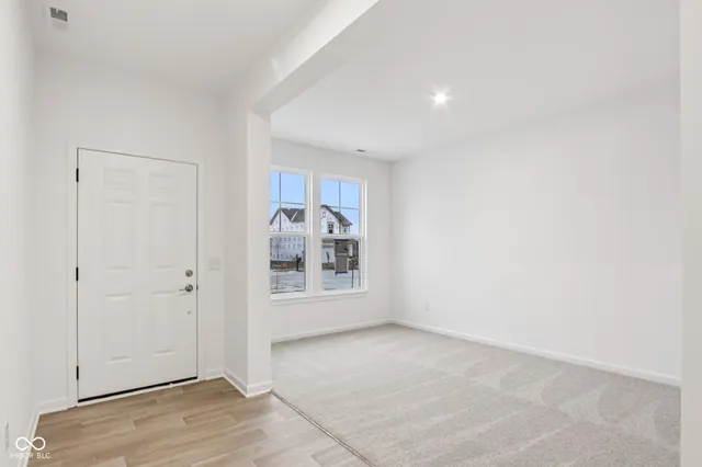 $286,999 | 2020 Black Oak Drive, Shelbyville, IN 46176