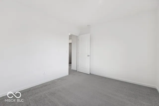 $287,999 | 2020 Black Oak Drive, Shelbyville, IN 46176