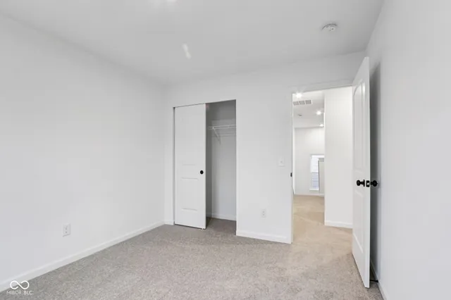 $286,999 | 2020 Black Oak Drive, Shelbyville, IN 46176