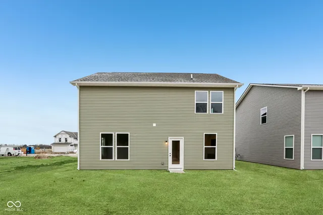 $286,999 | 2020 Black Oak Drive, Shelbyville, IN 46176