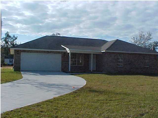 8401 Rynes Circle Navarre, FL 32566 - Photo 1 of 16 Primary Photo