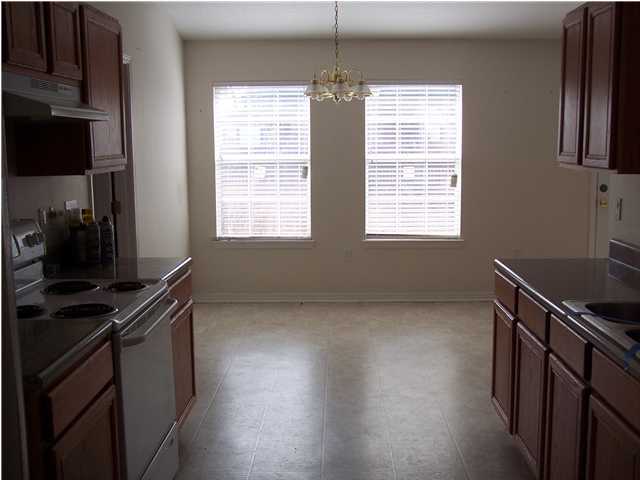 8401 Rynes Circle Navarre, FL 32566 - Photo 3 of 16 Additional Photo