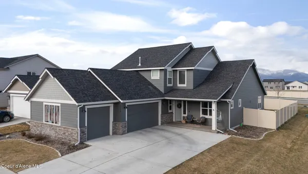 $714,900 | 3366 Cyprus Fox Loop, Post Falls, ID 83854