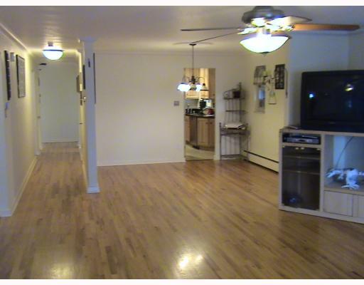 3434 Willett Road Baldwin, PA 15227 - Photo 2 of 18 Living Room.