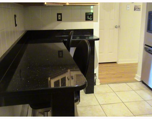 3434 Willett Road Baldwin, PA 15227 - Photo 8 of 18 Kitchen.