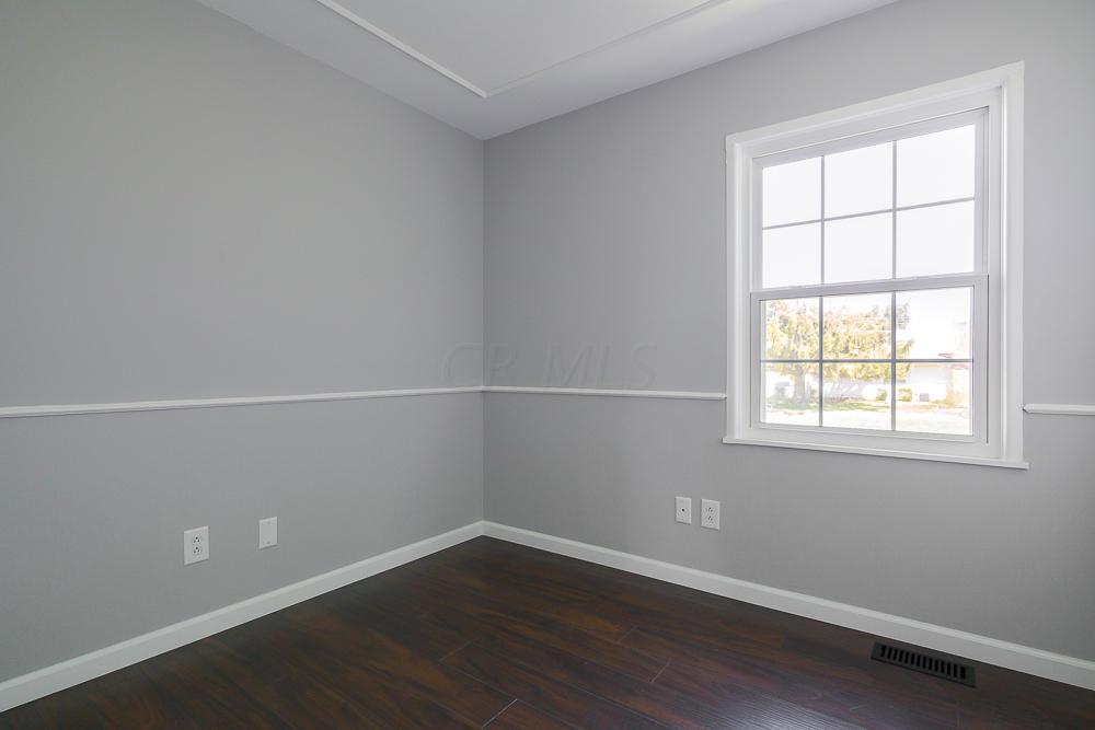 2917 Briggs Road Columbus, OH 43204 - Photo 14 of 31 Gallery Image 14