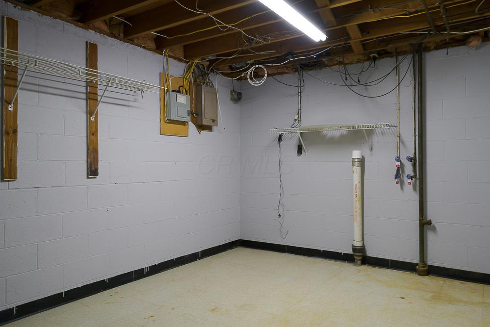 2917 Briggs Road Columbus, OH 43204 - Photo 23 of 31 Gallery Image 23