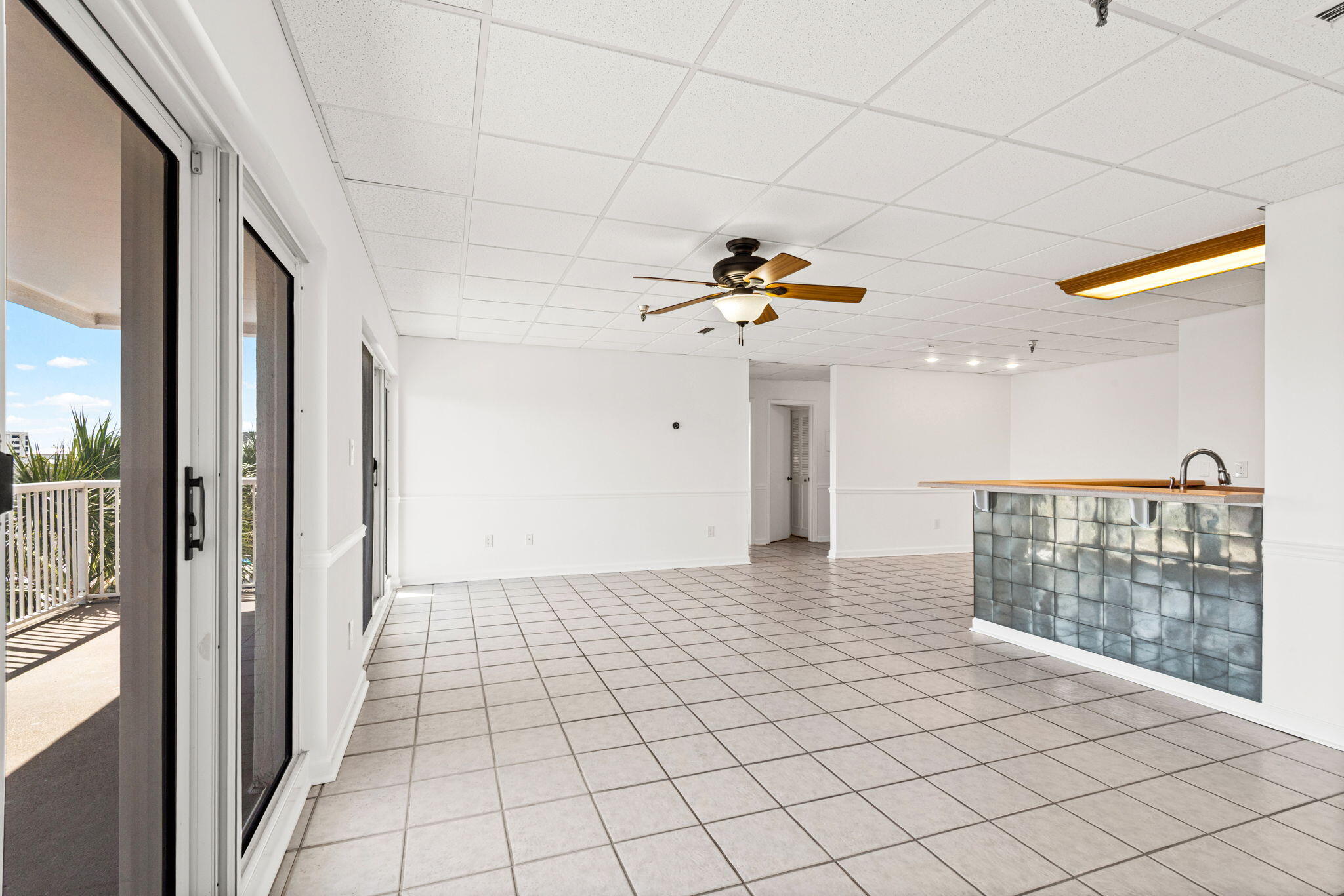 197 Durango Road, Unit 3B Destin, FL 32541 - Photo 9 of 46 11-Sun_King_Towers_3B_20260318_24