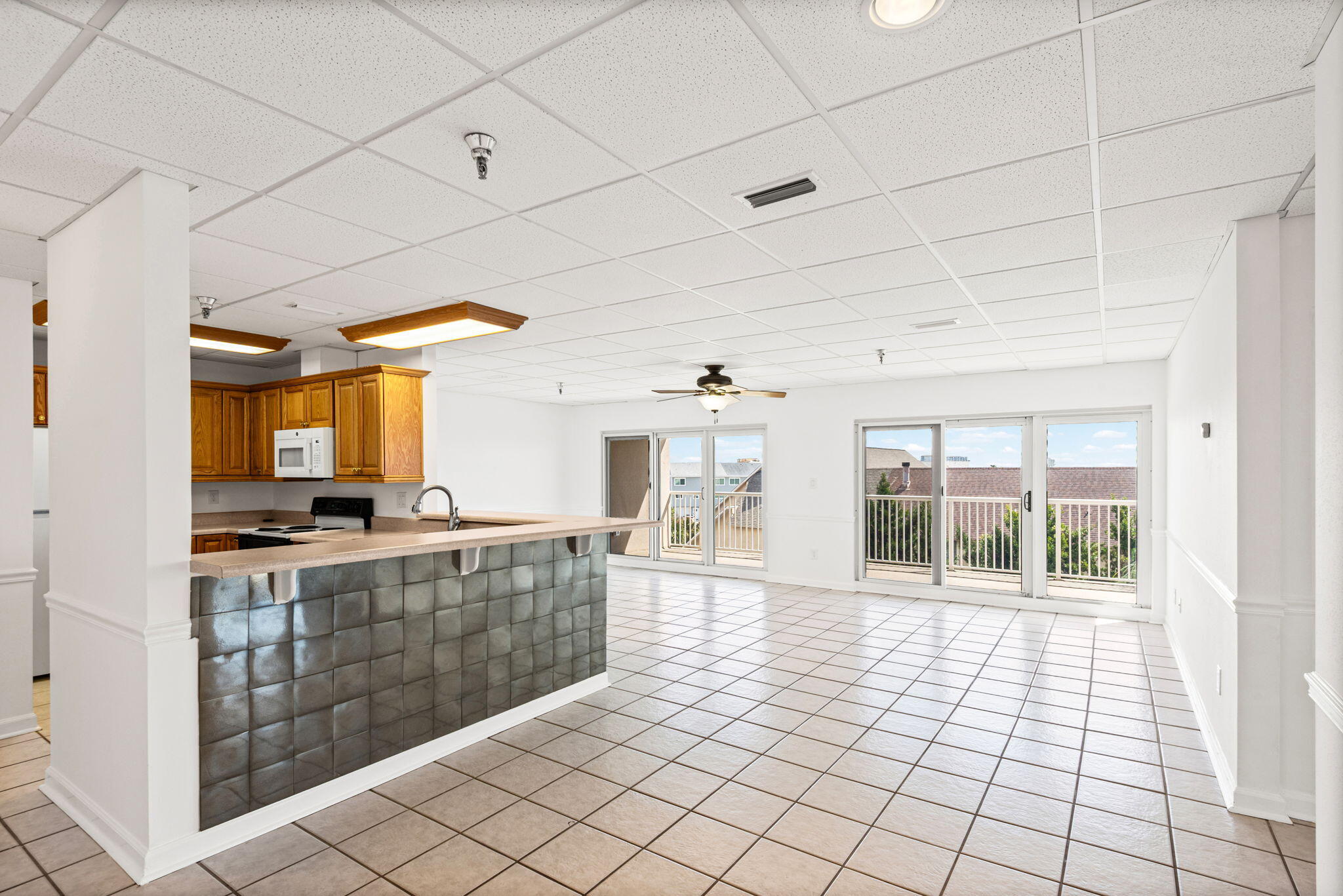 197 Durango Road, Unit 3B Destin, FL 32541 - Photo 10 of 46 7-Sun_King_Towers_3B_20260318_5