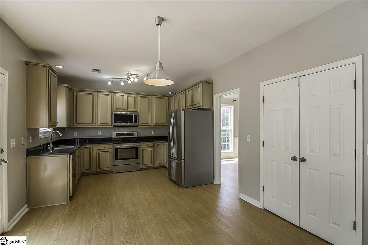 10 Ridgebrook Way Greenville, SC 29605 - Photo 16 of 36 Gallery Image 16